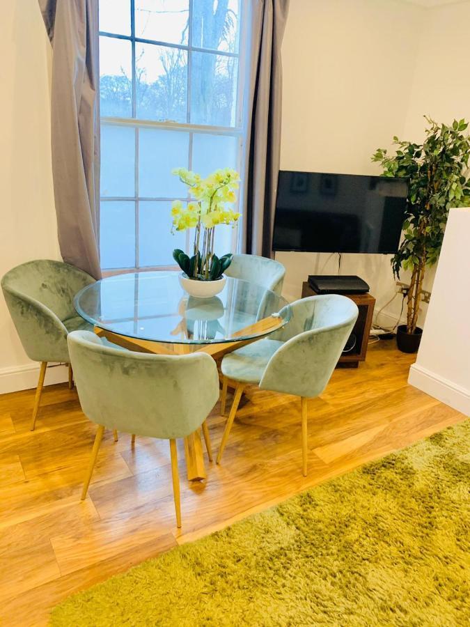 Emmanuel Block - Cambridge City Centre By Koala & Tree Short Lets & Serviced Accommodation Кембридж Екстер'єр фото